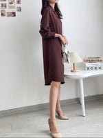 Muat gambar ke penampil Galeri, Kadaka D-0206 Midi Dress Kancing Wanita Long Outer Crepe Premium
