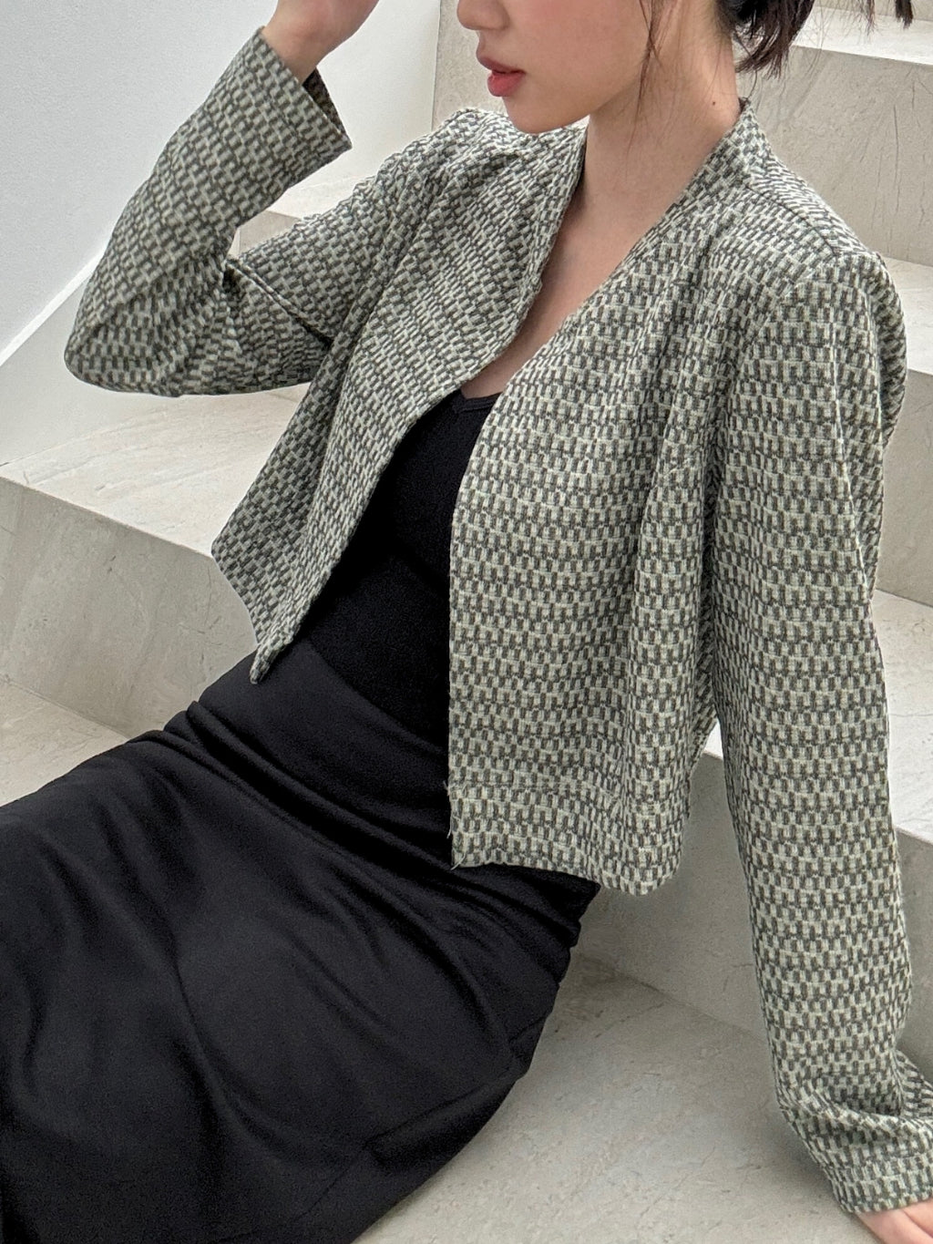 Kadaka O-0197 Crop Outer Blazer Wanita Knit Tweed