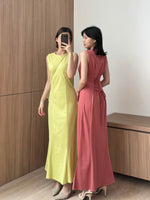 Load image into Gallery viewer, Kadaka D-0251 Maxi Dress with Adjustable Waist | Dress Panjang Wanita Serut
