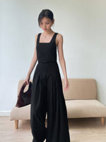 Muat gambar ke penampil Galeri, Kadaka B-0209 Super Wide Leg Double Pleated Culottes
