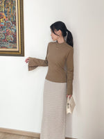 Muat gambar ke penampil Galeri, Kadaka T-0530 Turtle Neck Knit Stretch Emboss Top | Atasan Wanita Lengan Panjang Emboss
