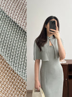 Muat gambar ke penampil Galeri, Kadaka O-0212 Tweed Cape Crop Outer | Luaran Outer Wanita
