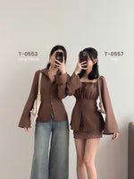 Muat gambar ke penampil Galeri, Kadaka T-0557 Long Sleeve Square Neck Scrunch Top | Atasan Wanita Off Shoulder
