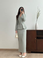 Muat gambar ke penampil Galeri, Kadaka B-0229 Tweed Maxi Skirt Stretch | Rok Panjang Wanita
