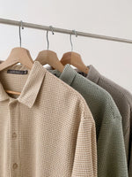 Muat gambar ke penampil Galeri, Kadaka MT-0225 Men Short Sleeve Tweed Shirt | Atasan Kemeja Tweed Tangan Pendek
