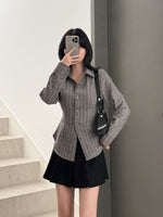 Load image into Gallery viewer, Kadaka T-0546 Fitted Shirt Long Sleeve Blouse | Atasan Kemeja Wanita Lengan Panjang | Curated Curriculum Collection
