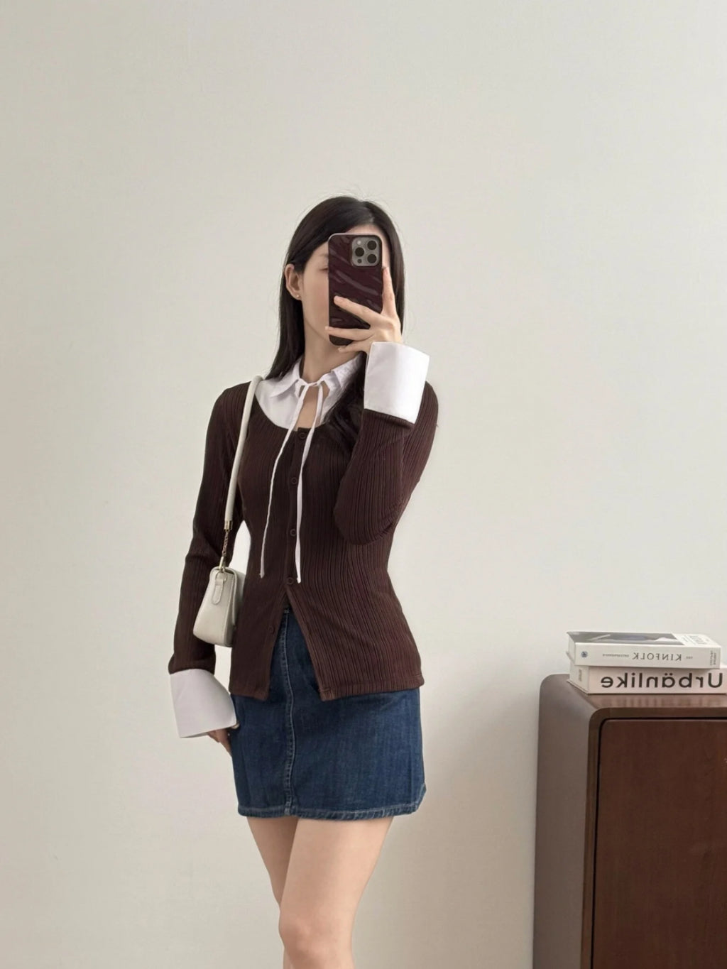 Kadaka T-0554 Long Sleeve Pleats Shirt Top with Collar Detail | Atasan Lengan Panjang Wanita
