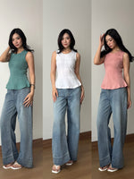 Muat gambar ke penampil Galeri, Kadaka Ariel Top | Sleeveless Peplum Top | Atasan Wanita Tanpa Lengan | T-0567
