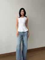 Muat gambar ke penampil Galeri, Kadaka Ariel Top | Sleeveless Peplum Top | Atasan Wanita Tanpa Lengan | T-0567
