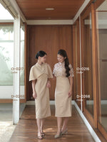 Load image into Gallery viewer, Kadaka O-0217 Cape Crop Outer | Luaran Outer Wanita

