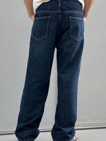 Load image into Gallery viewer, Kadaka MB-0116 Men Loose Denim Pants | Celana Panjang Jeans Pria
