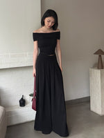 Load image into Gallery viewer, Kadaka B-0209 Super Wide Leg Double Pleated Culottes | Celana Kulot Wanita
