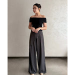 Load image into Gallery viewer, Kadaka B-0232 Diagonal Flap Culottes | Celana Kulot Wanita detail Kancing
