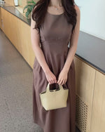 Load and play video in Gallery viewer, Kadaka D-0263 Maxi Dress with Side Pockets | Dress Panjang Wanita
