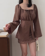 Muat dan putar video di penampil Galeri, Kadaka T-0557 Long Sleeve Square Neck Scrunch Top | Atasan Wanita Off Shoulder
